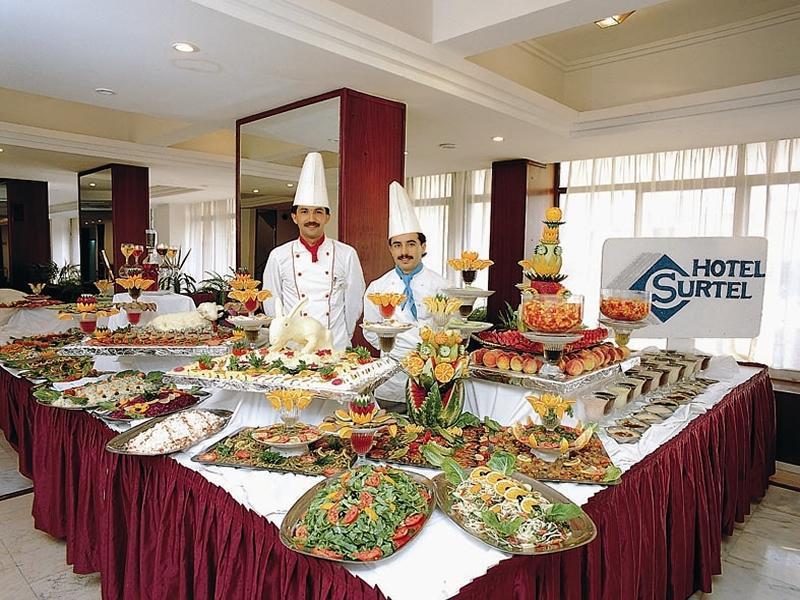 Surtel Hotel คูซาดาซี ภายนอก รูปภาพ