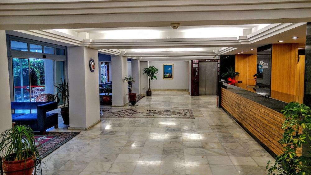 Surtel Hotel คูซาดาซี ภายนอก รูปภาพ