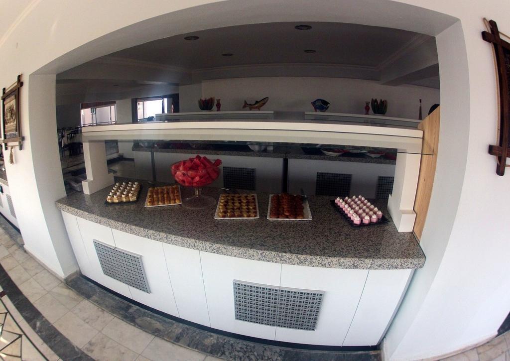 Surtel Hotel คูซาดาซี ภายนอก รูปภาพ