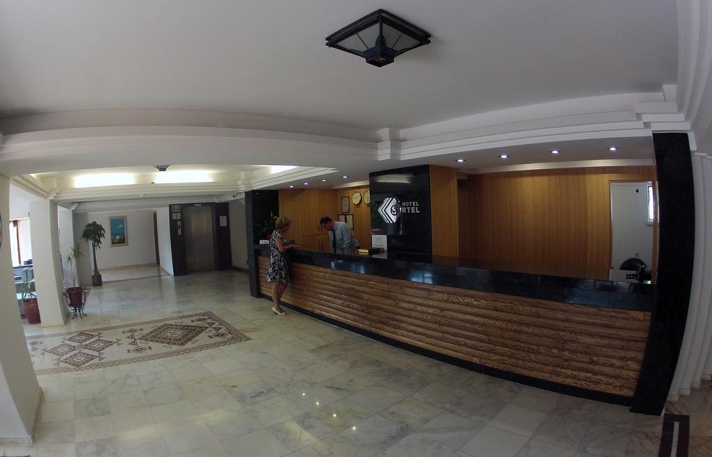Surtel Hotel คูซาดาซี ภายนอก รูปภาพ