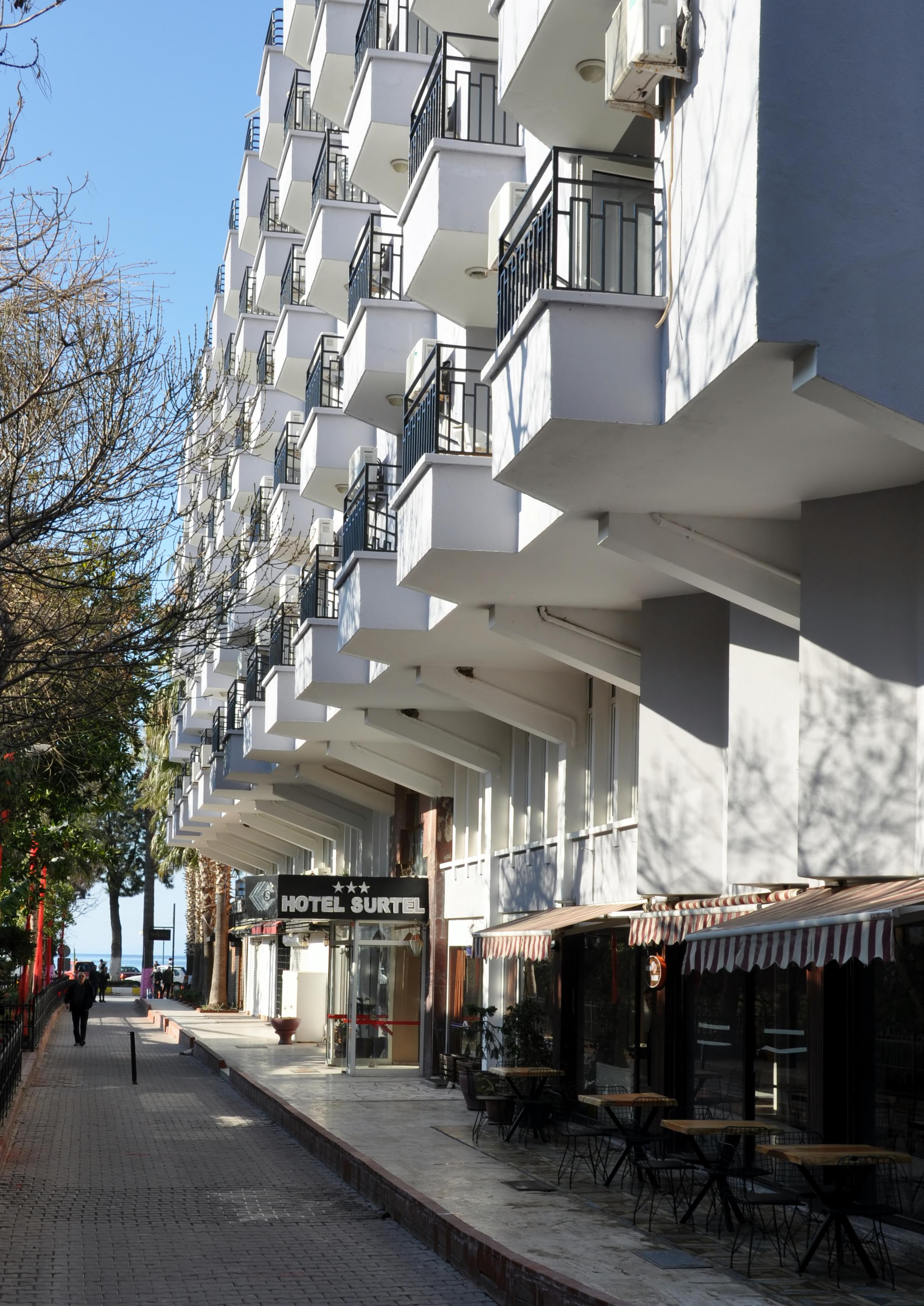Surtel Hotel คูซาดาซี ภายนอก รูปภาพ