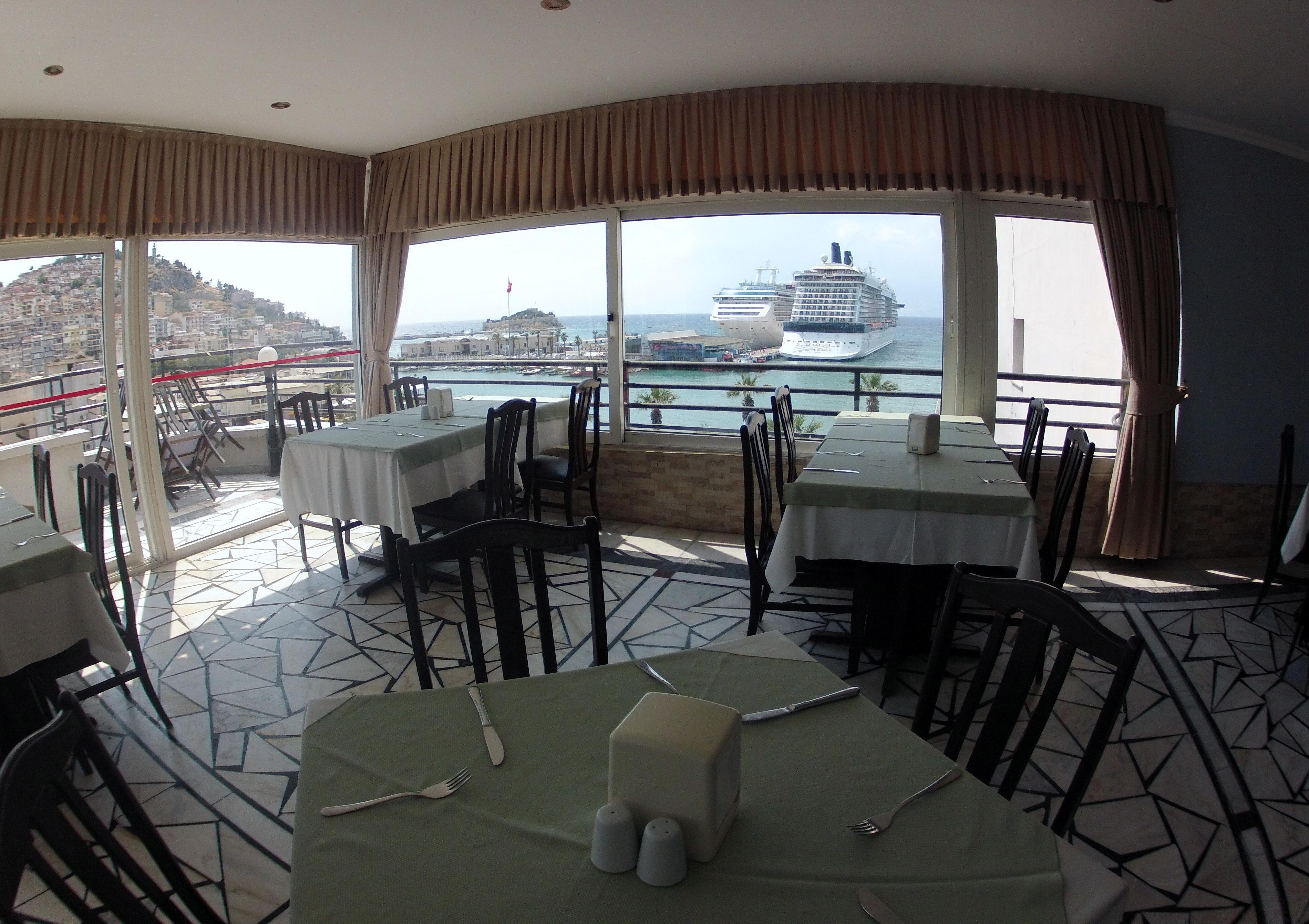 Surtel Hotel คูซาดาซี ภายนอก รูปภาพ