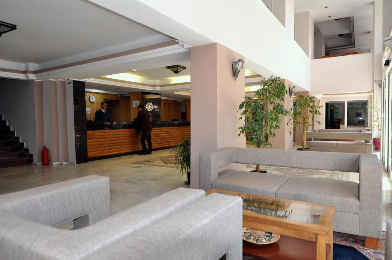 Surtel Hotel คูซาดาซี ภายนอก รูปภาพ